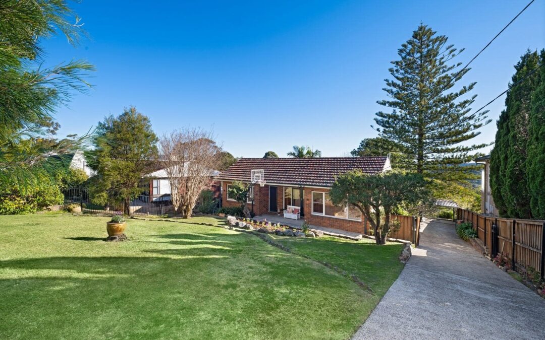 Grace Avenue, Frenchs Forest, 3 Bed, 2 Bath, 2 Car